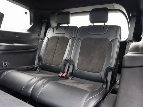 Certified 2023 Jeep Grand Cherokee L Altitude image 28