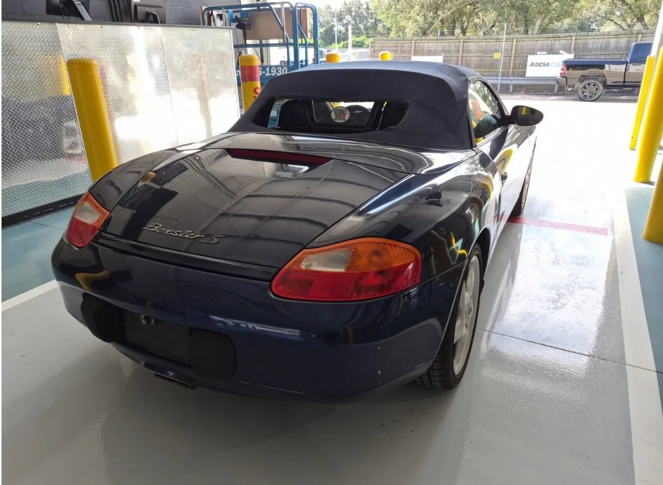 Used 2001 Porsche Boxster S RWD image 4