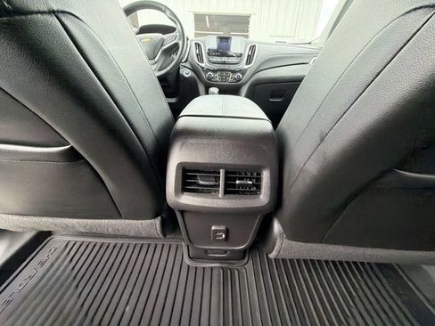 Certified 2023 Chevrolet Equinox Premier FWD image 21