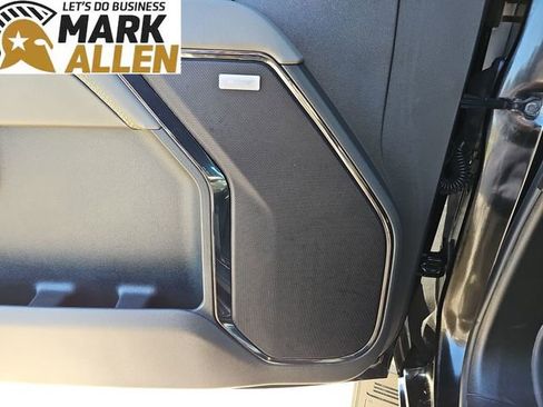 Used 2024 Chevrolet Silverado 2500 ZR2 w/ ZR2 Bison Edition image 23