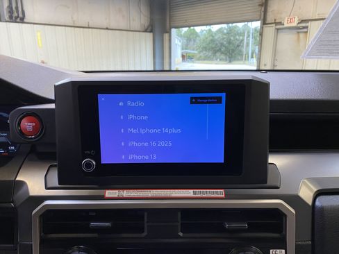 Used 2025 Toyota Tacoma TRD Off-Road image 38