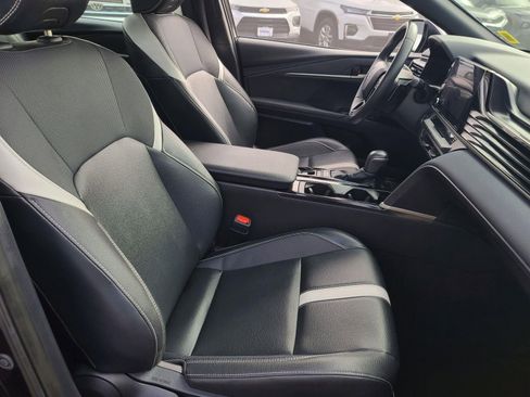 Used 2025 Toyota Camry SE image 20