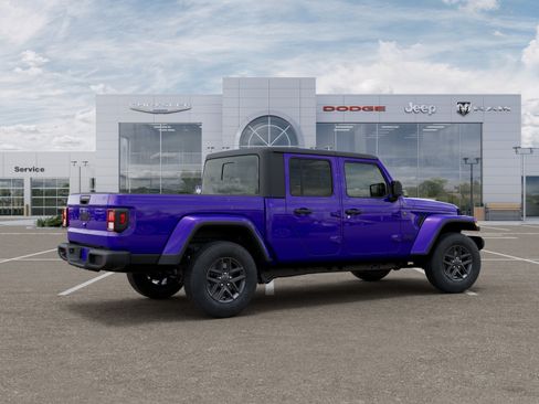 New 2026 Jeep Gladiator Sport AWD/4WD image 30