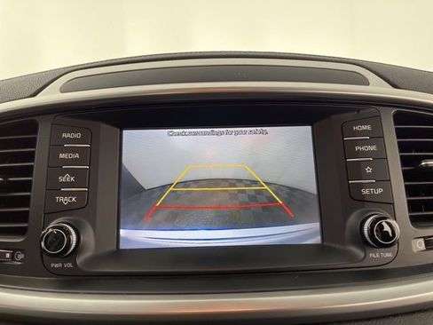 Used 2020 Kia Sorento LX w/ LX I4 Convenience Package image 25
