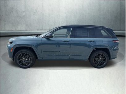 New 2026 Jeep Grand Cherokee Summit w/ Obsidian Package