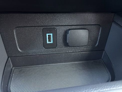 Used 2017 Ford Escape Titanium w/ Equipment Group 301A image 18