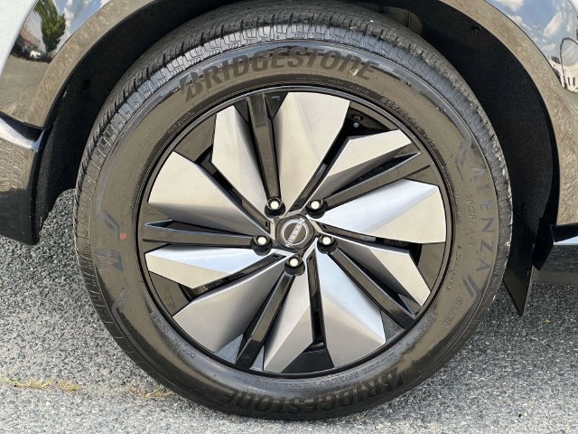Used 2024 Nissan Ariya AWD image 10