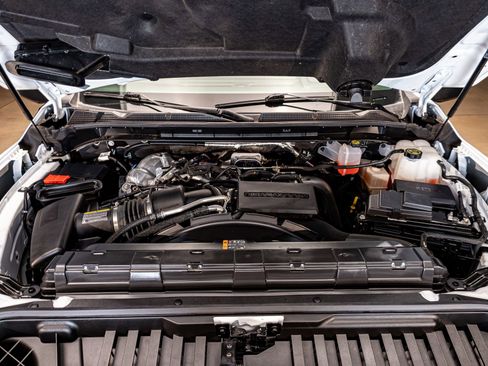 Used 2024 GMC Sierra 2500 SLE w/ SLE Convenience Package image 30