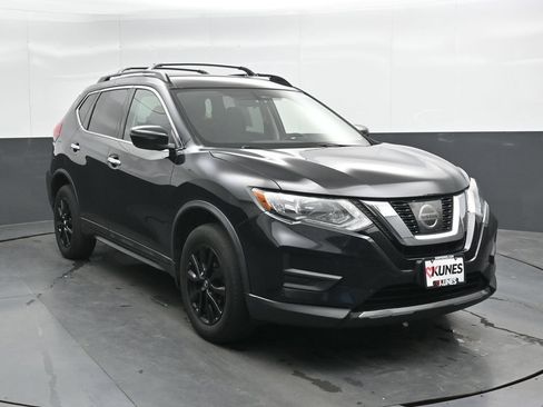 Used 2017 Nissan Rogue SV w/ Midnight Edition AWD/4WD image 5