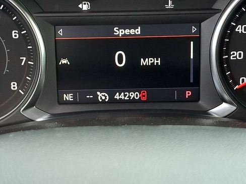 Used 2021 Chevrolet Equinox Premier FWD image 20
