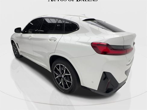 Used 2023 BMW X4 M40i w/ Premium Package image 10