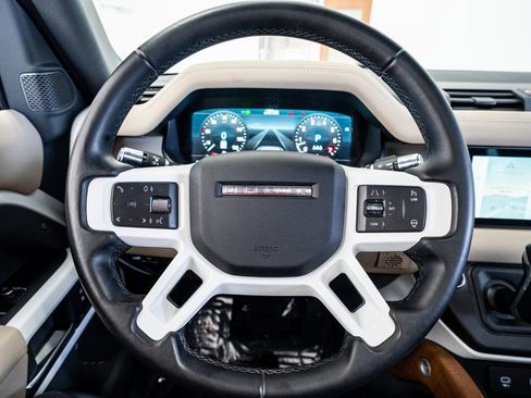 Used 2022 Land Rover Defender 90 X-Dynamic S image 42