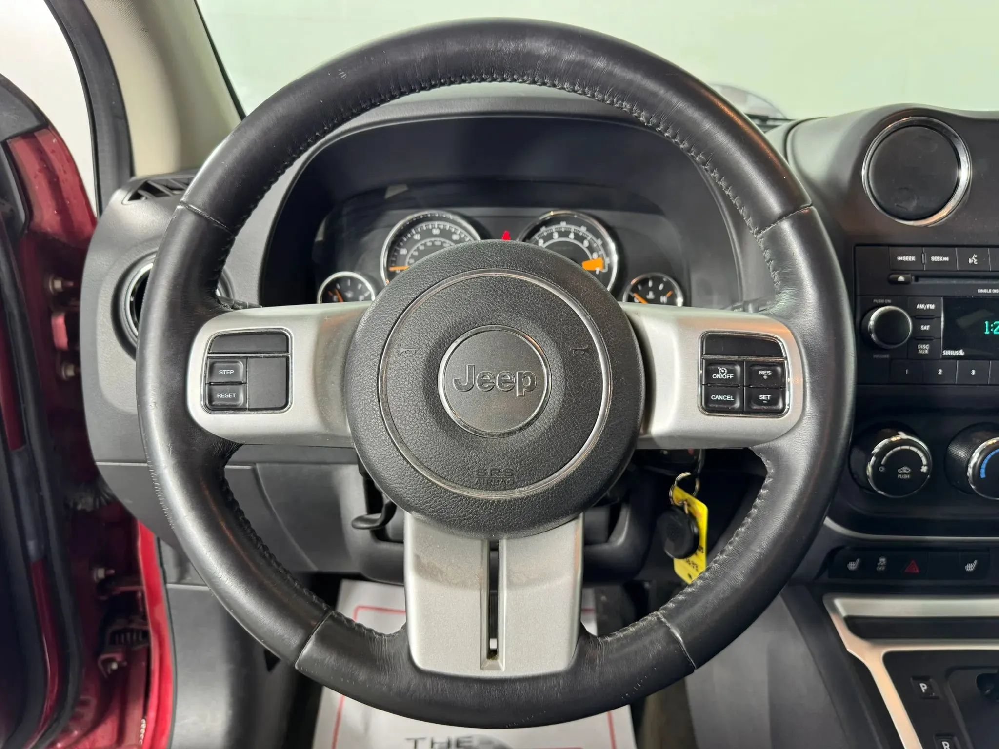 Used 2017 Jeep Compass Latitude AWD/4WD image 13