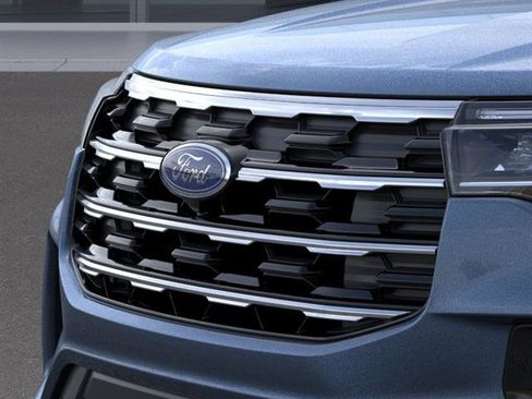 New 2026 Ford Explorer Active w/ Active Comfort Package AWD/4WD image 18