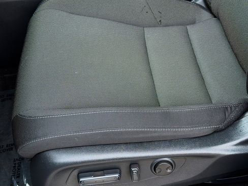 Used 2025 Honda CR-V EX image 15