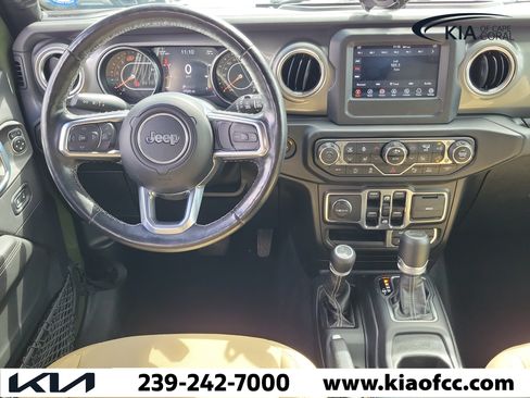 Used 2021 Jeep Wrangler Unlimited Sahara w/ LED Lighting Group AWD/4WD image 14