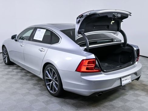 Used 2018 Volvo S90 T5 Momentum w/ Convenience Package AWD/4WD image 31