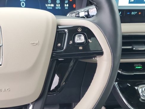 New 2026 Lincoln Corsair Reserve w/ Jet Appearance Package image 18