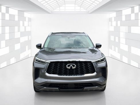 Used 2022 INFINITI QX60 Luxe w/ Cargo Package FWD image 2