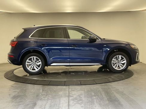 Certified 2023 Audi Q5 2.0T Premium w/ Convenience Package AWD/4WD image 8