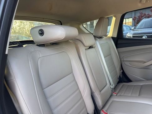 Used 2018 Ford Escape SEL image 15