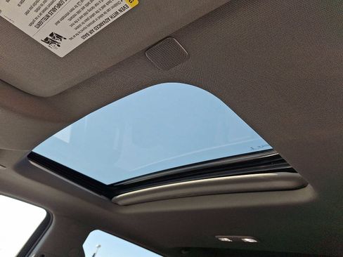 Used 2022 Chevrolet Silverado 1500 RST w/ Convenience Package II image 14