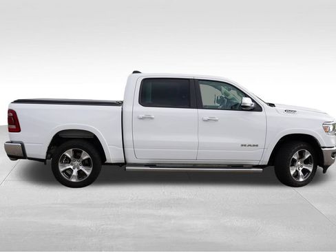 Used 2021 RAM 1500 Laramie AWD/4WD image 3