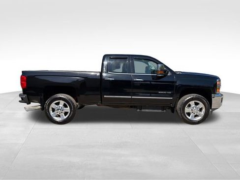 Used 2016 Chevrolet Silverado 2500 LTZ w/ LTZ Plus Package AWD/4WD image 2