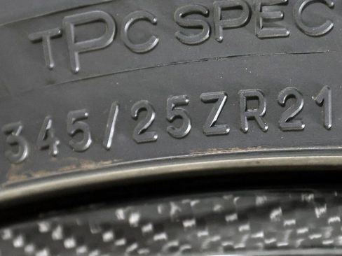 Used 2026 Chevrolet Corvette ZR1 w/ ZR1 Carbon Fiber Aero Package image 59