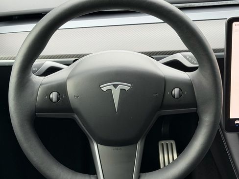 Used 2024 Tesla Model Y Performance AWD/4WD image 14