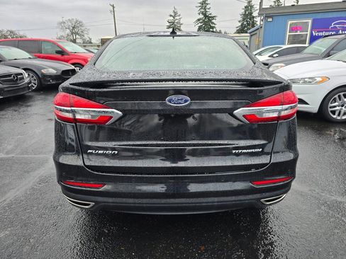 Used 2020 Ford Fusion Titanium image 4
