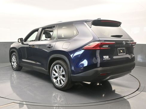 Used 2025 Toyota Grand Highlander AWD Hybrid image 4