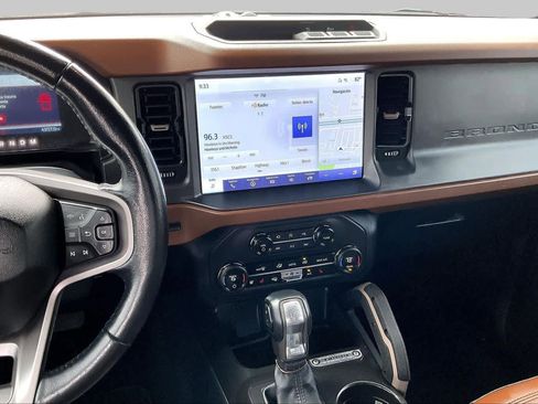 Certified 2024 Ford Bronco Outer Banks AWD/4WD image 7