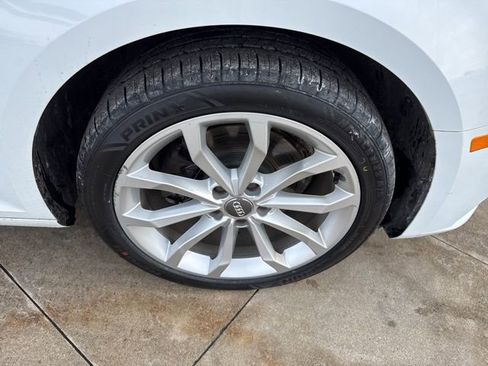 Used 2019 Audi A4 2.0T Premium Plus w/ Premium Plus Package image 10