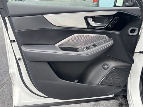Used 2024 Acura MDX SH-AWD w/ Technology Package image 6
