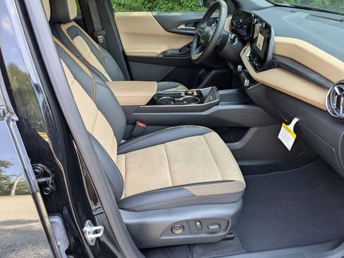 New 2027 Chevrolet Equinox ACTIV w/ Convenience Package III FWD image 30
