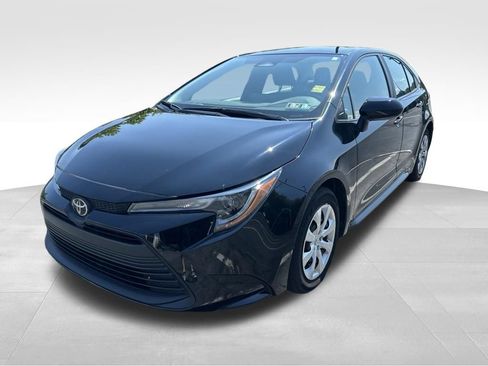 Used 2024 Toyota Corolla LE FWD image 1