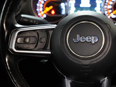 Used 2020 Jeep Gladiator Sport w/ Quick Order Package 24S image 18