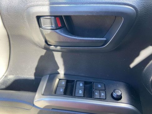 Used 2023 Toyota Tacoma SR5 w/ Technology Package image 13