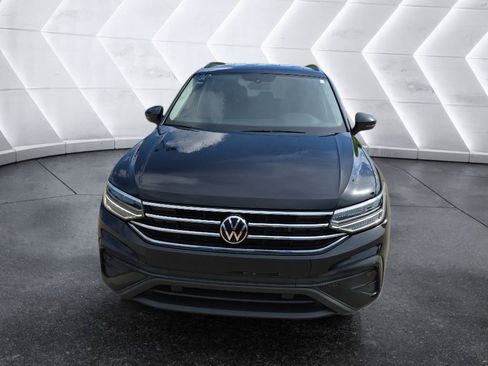 Used 2023 Volkswagen Tiguan S FWD image 2