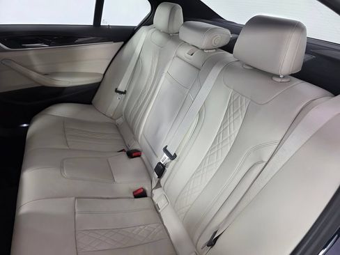 Used 2019 BMW 540i xDrive w/ Luxury Seating Package AWD/4WD image 15