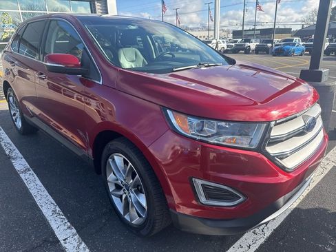 Used 2018 Ford Edge Titanium w/ Equipment Group 301A image 4