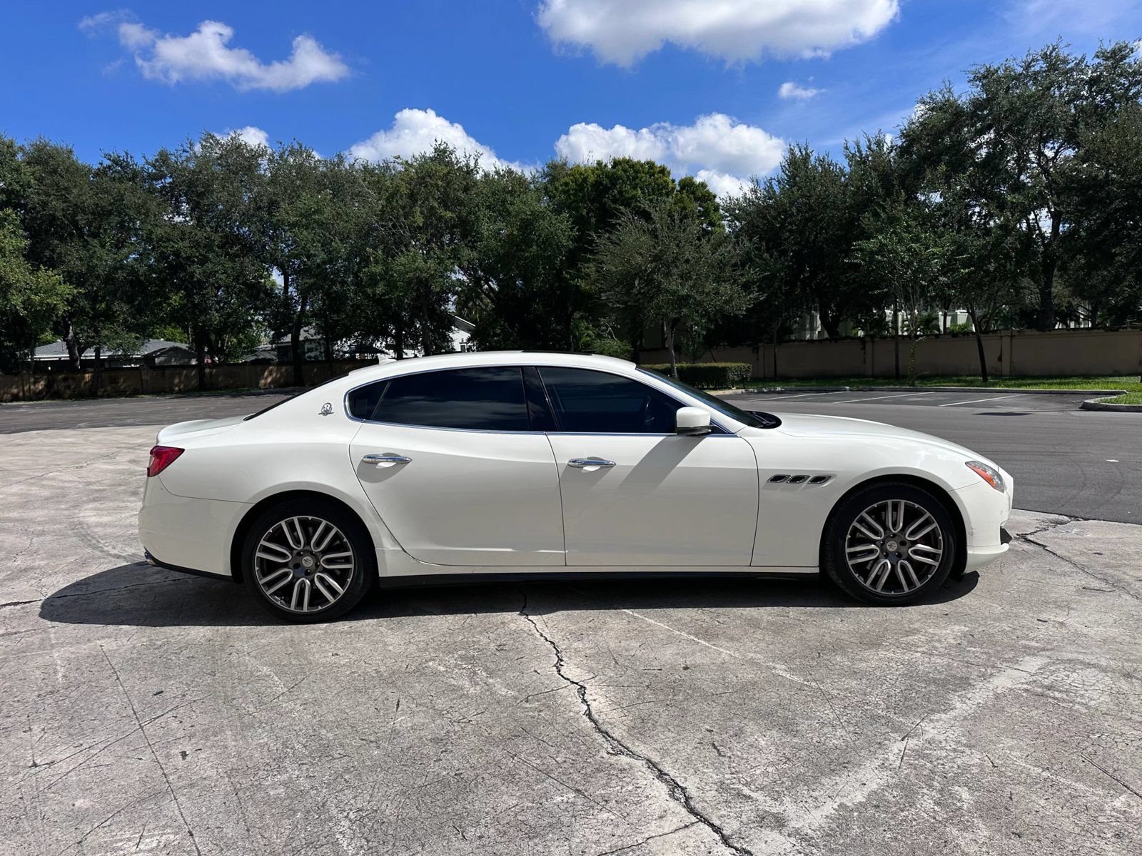 Used 2015 Maserati Quattroporte S Q4 AWD/4WD image 4