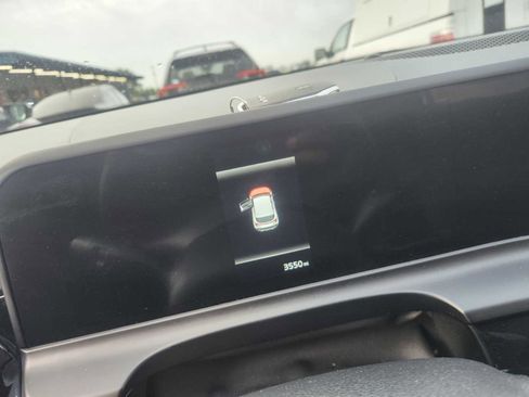 Used 2025 Kia Seltos S FWD image 14