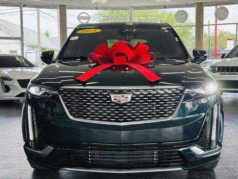 Used 2024 Cadillac XT6 Premium Luxury w/ Technology Package FWD image 22