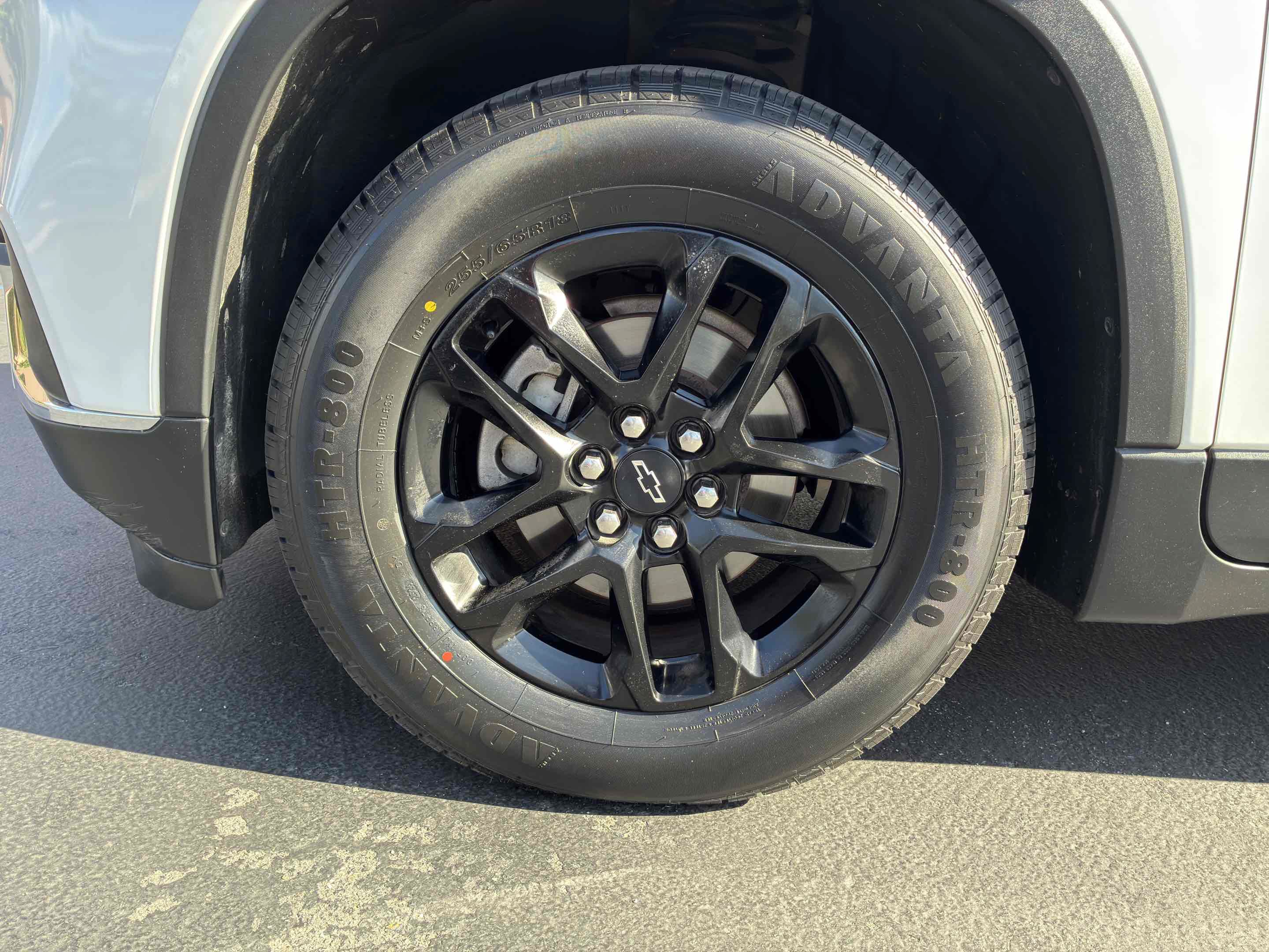Used 2019 Chevrolet Traverse LT FWD image 12