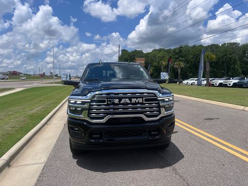 Certified 2025 RAM 2500 Limited AWD/4WD image 2