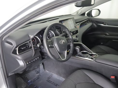 Used 2023 Toyota Camry XLE w/ Navigation Package AWD/4WD image 12