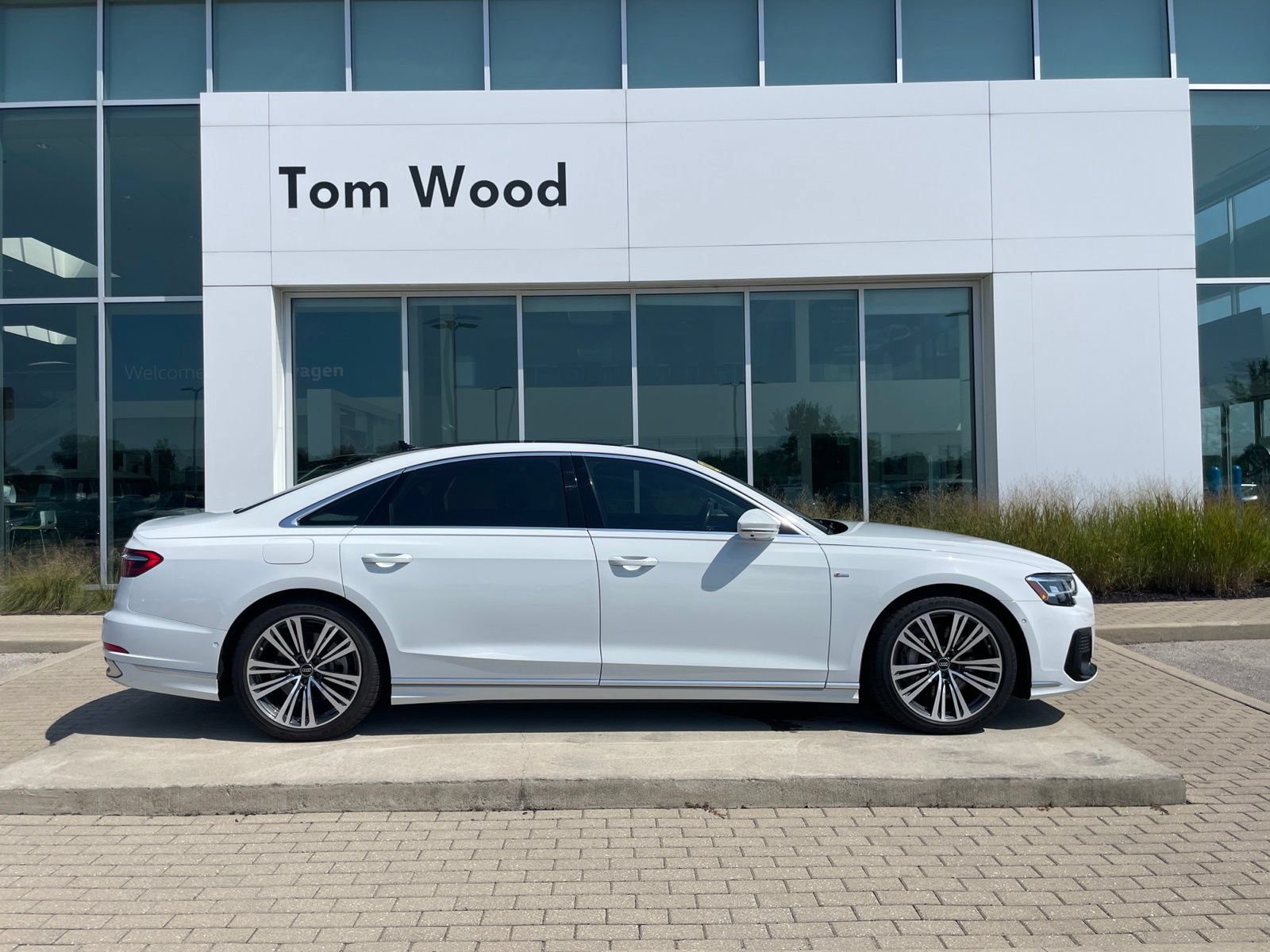 Used 2023 Audi A8 L 3.0T AWD/4WD image 14