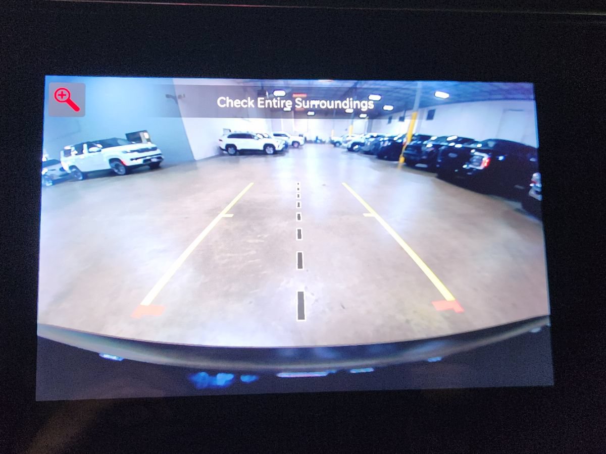 Used 2022 Jeep Wagoneer Series III w/ Flexible Seating Group AWD/4WD image 32